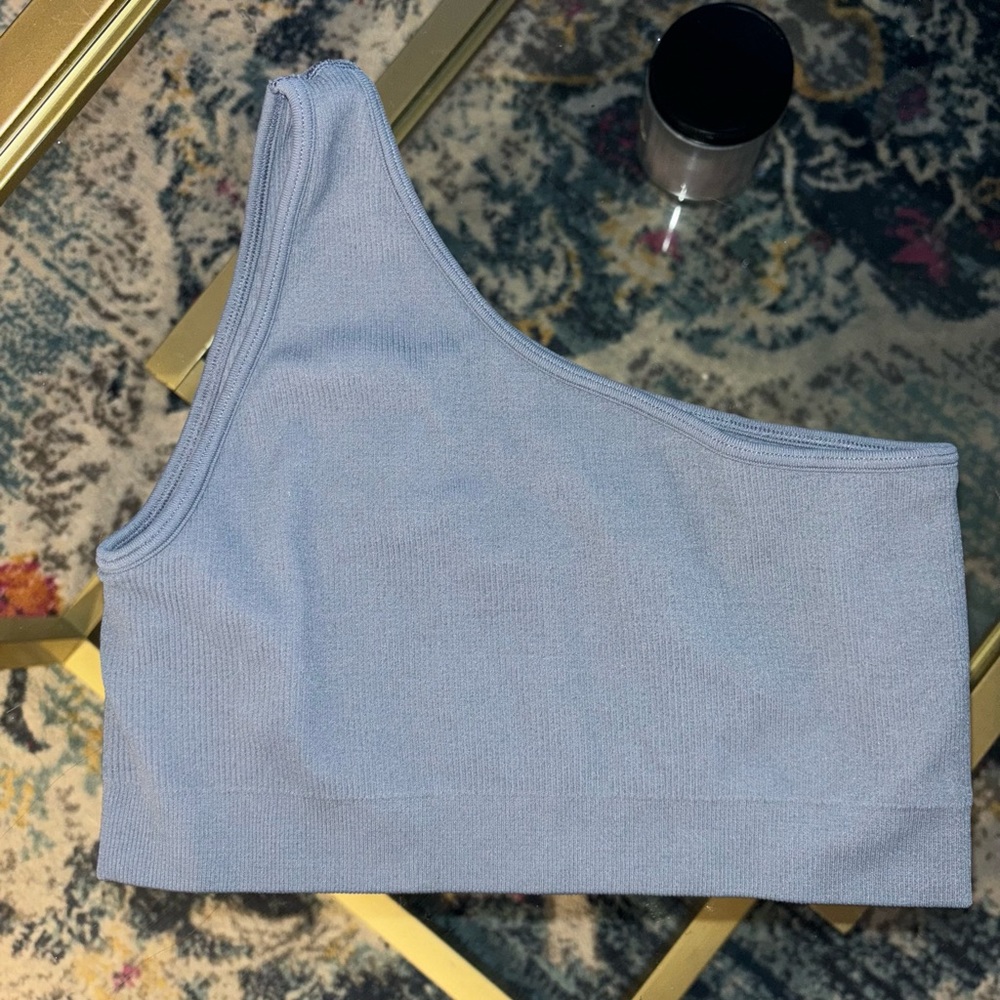 Amazon workout set - Picture 4 of 5